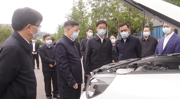 云南省委副书记、省长王予波带队到 bbin宝盈动力开展调研