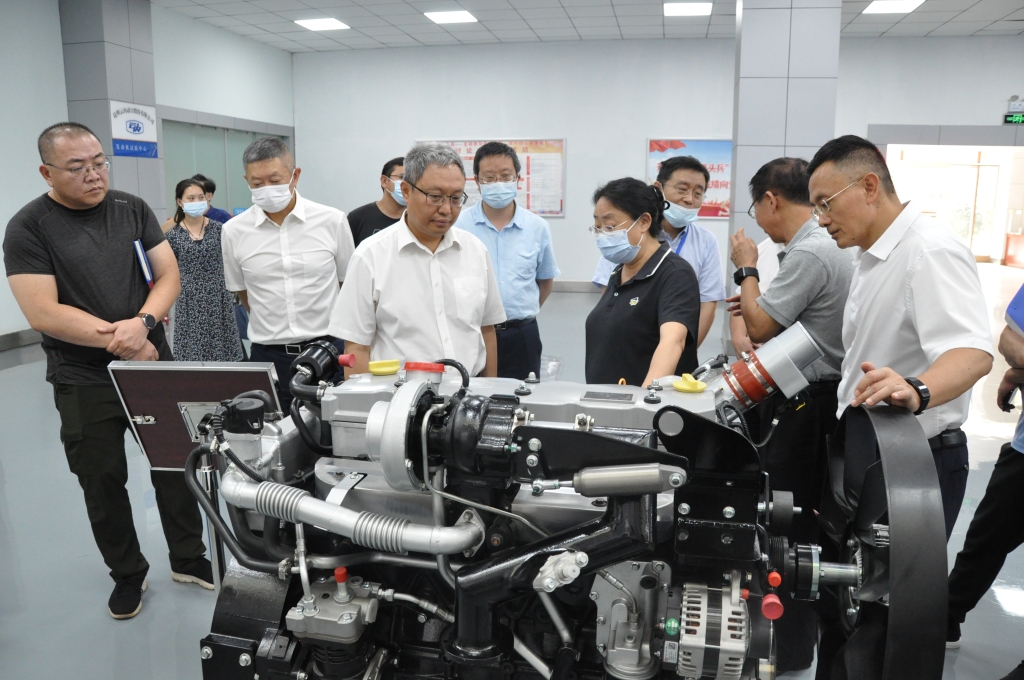 昆明市高端装备及汽车制造工业链主要向导到bbin宝盈动力开展调研